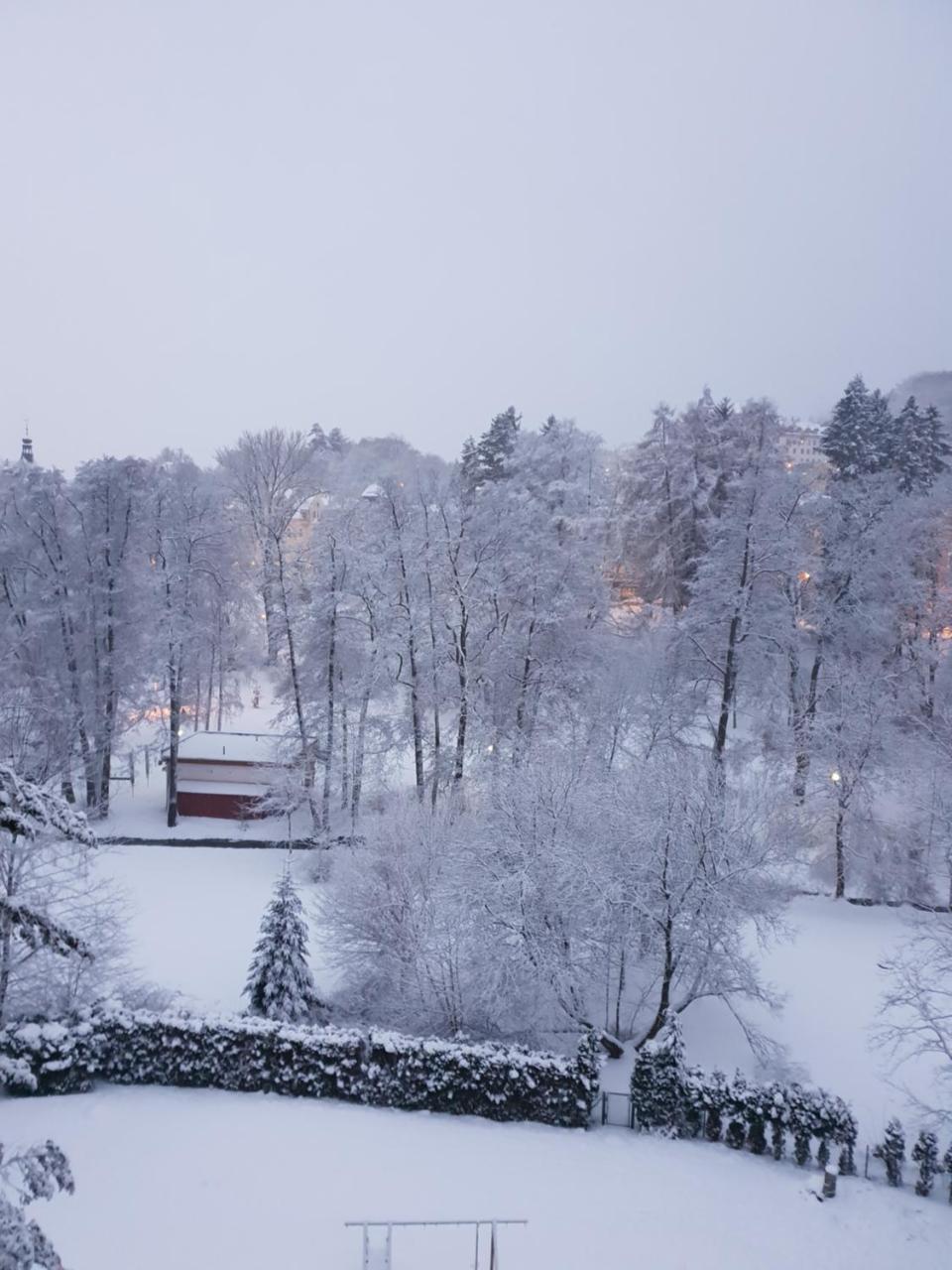 Sant Georg Garni Hotel มาเรียอานซเกลาซนี ภายนอก รูปภาพ