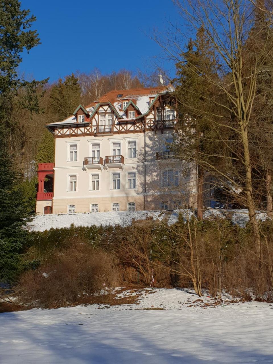 Sant Georg Garni Hotel มาเรียอานซเกลาซนี ภายนอก รูปภาพ