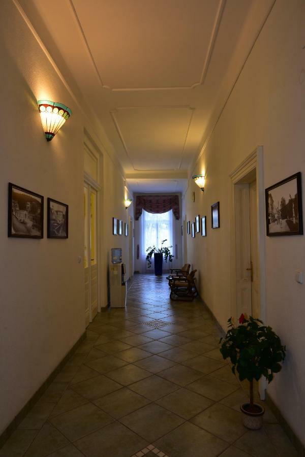Sant Georg Garni Hotel มาเรียอานซเกลาซนี ภายนอก รูปภาพ